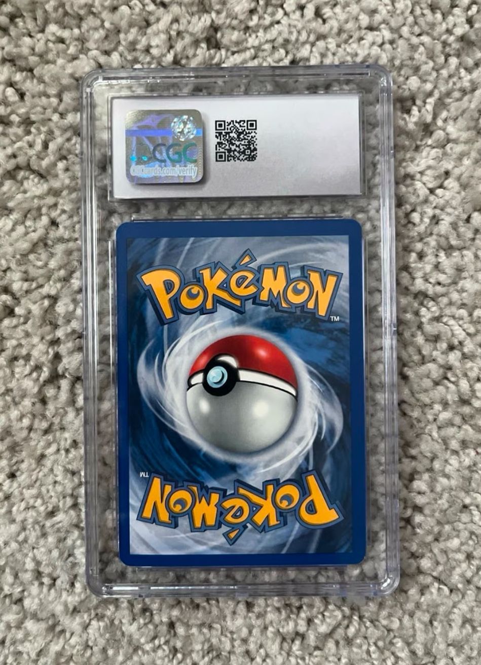 Umbreon CGC 9 Pokemon WOTC Neo Discovery OG Moonbreon 13 Holo Bleed Face Swirl