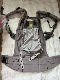 Lillie baby carrier