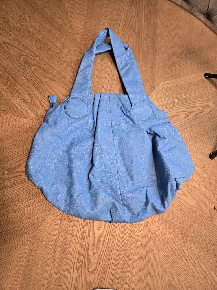 B. Makowsky blue leather shoulder bag.
