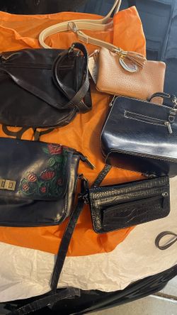 Wonmen purses