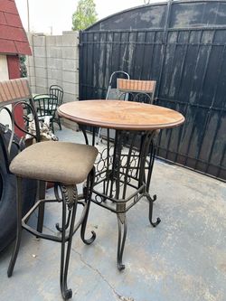 Vintage  Height Table with 2 tall chairs  Set