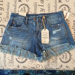 Ladies Short (Sz 9)