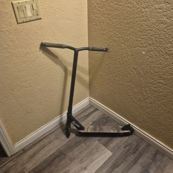 FREEDARE SCOOTER (USED A LITTLE)