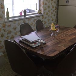 Retro Kitchen Table and Chairs From The Early 1980s