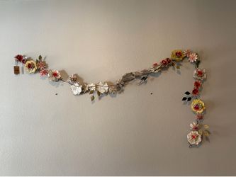 Metal Flower Garland