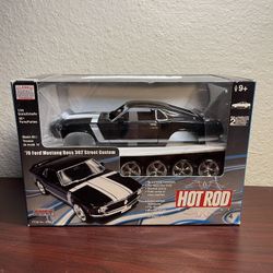 Classic Metal Works Boss 302 Mustang Hot Rod Die-Cast Model 2003 1/24 Sealed