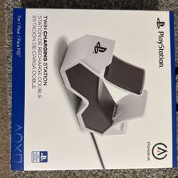 Playstation Twin, Charging Station