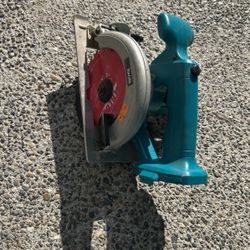 MAkita Cordless Circular Saw Body Only 