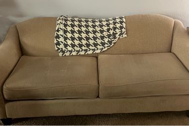 Couch & Chair