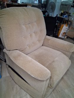 FREE RECLINER
