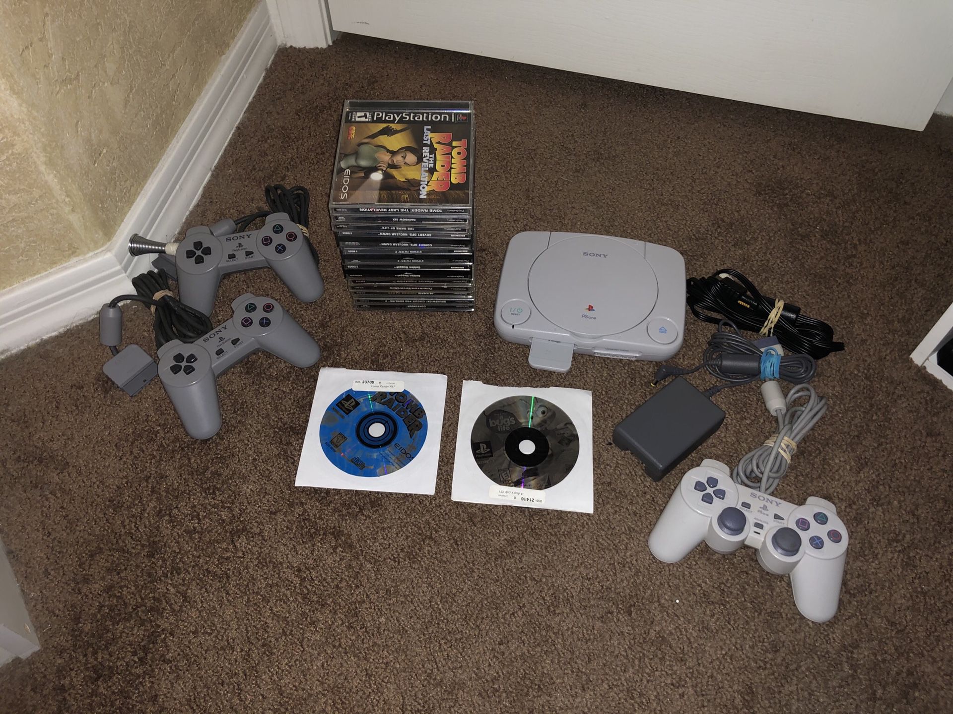 PlayStation 1 Console Bundle