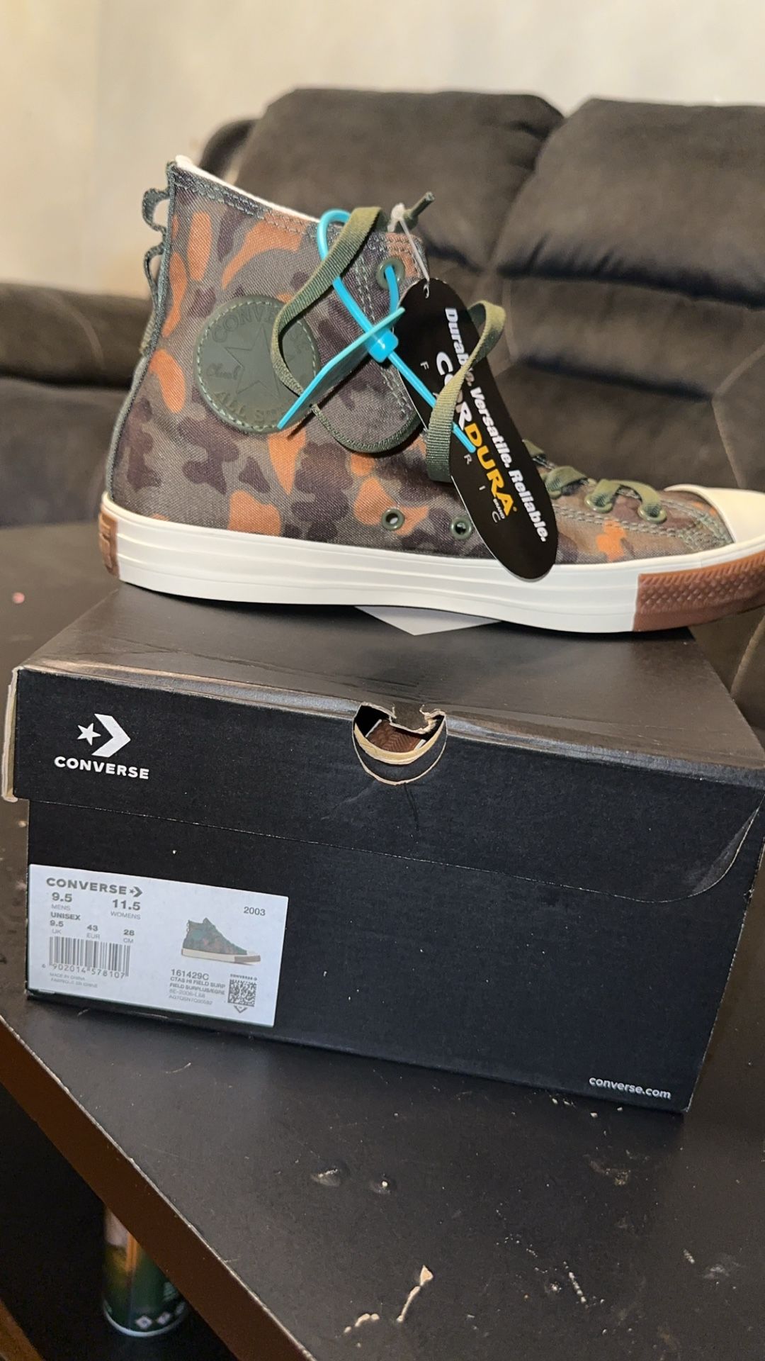 Converse Brown And Black Size 10 Unisex