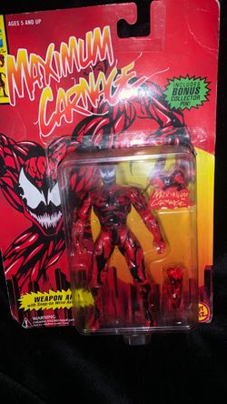 Maximum Carnage Action Figure with Bonus Collector Pin