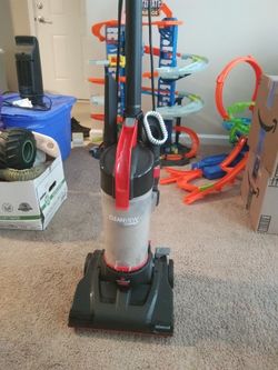 Vacuum cleaner with attachments