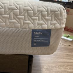 Nectar Queen Size Mattress ( Like New Condition)