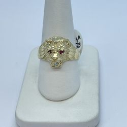 Gold Lion Ring