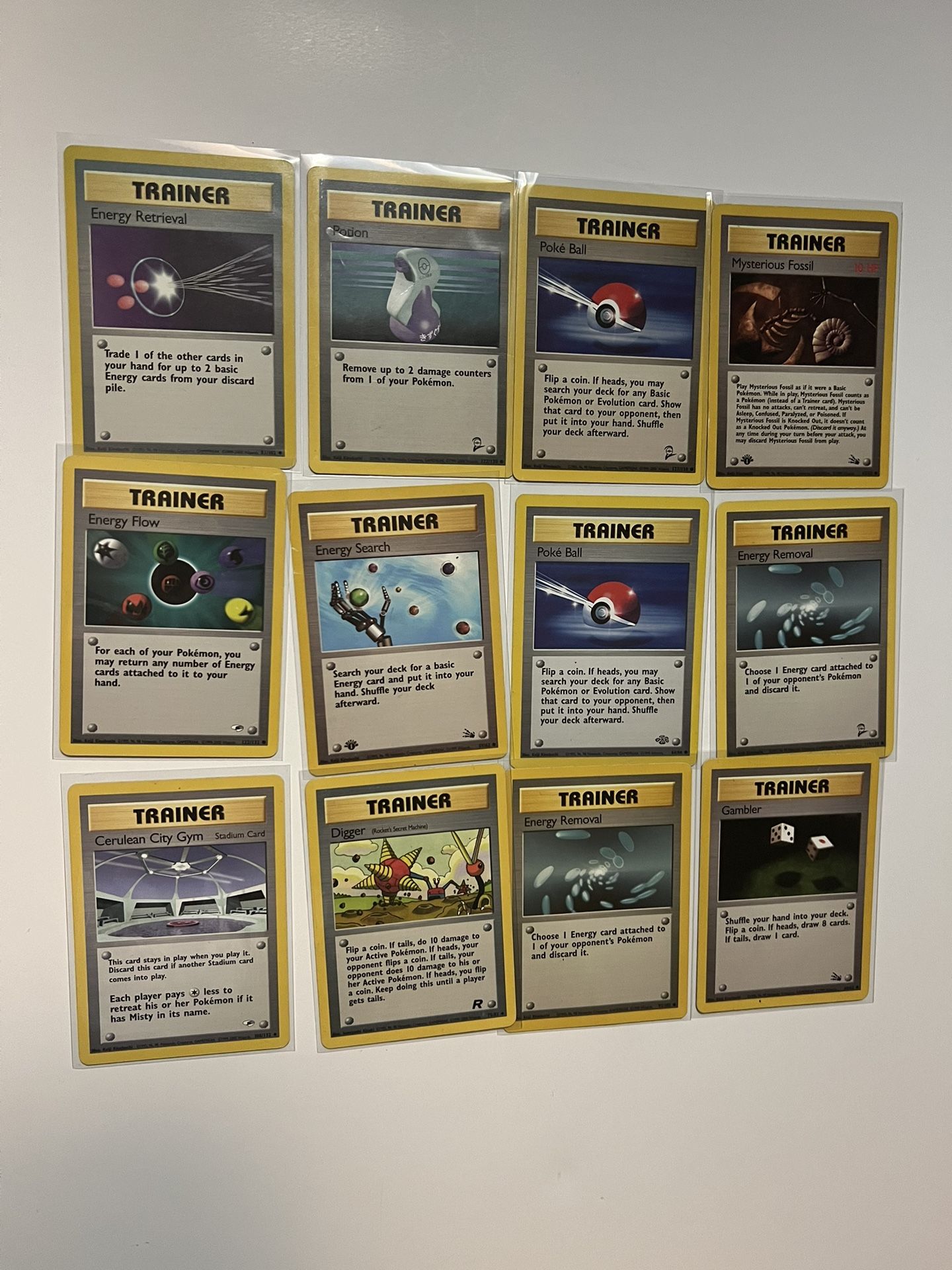 12 Pokemon Vintage Trainer Card