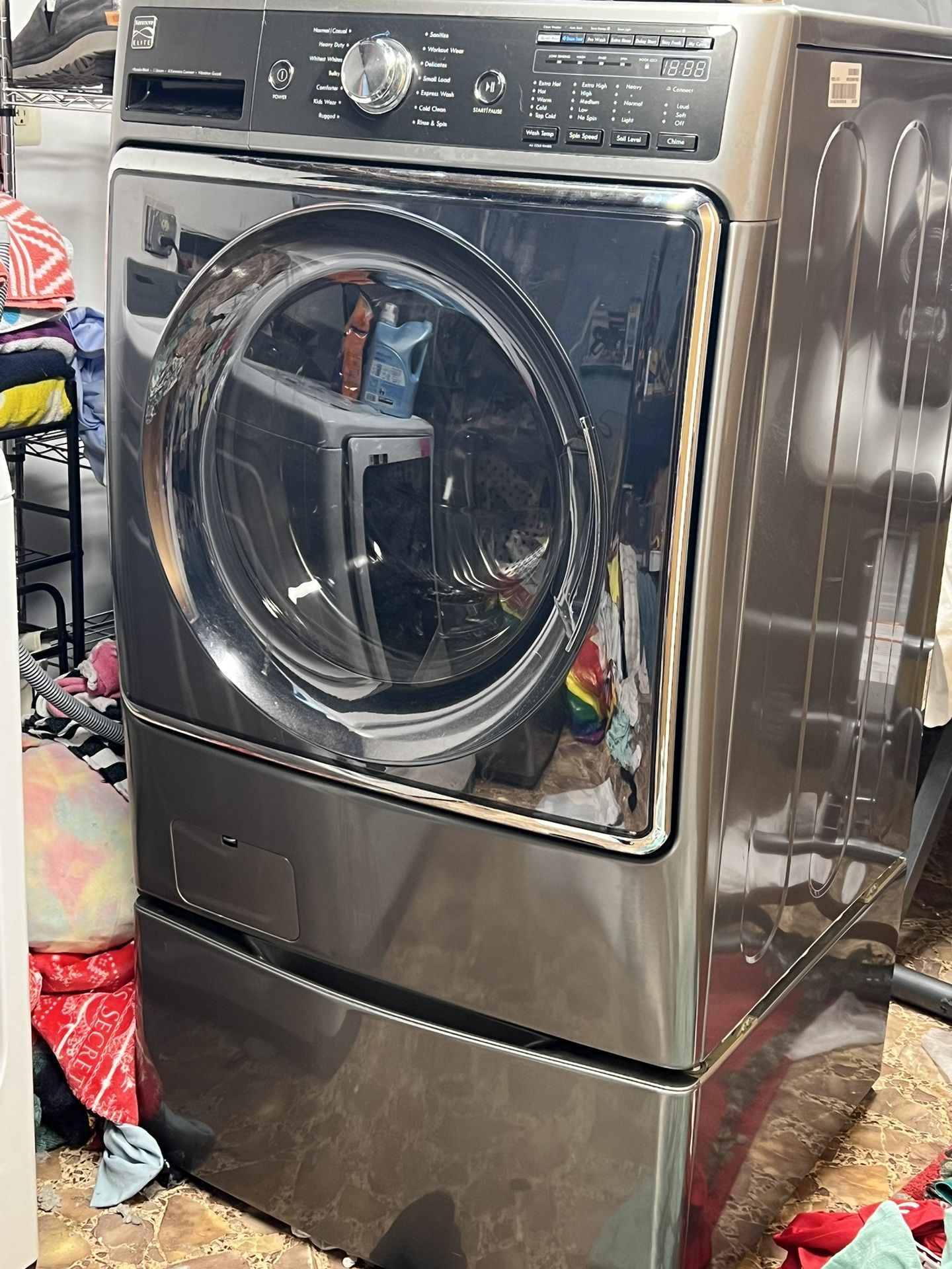 Kenmore elite washer. 