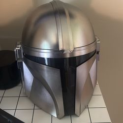 Mandalorian helmet Black Series