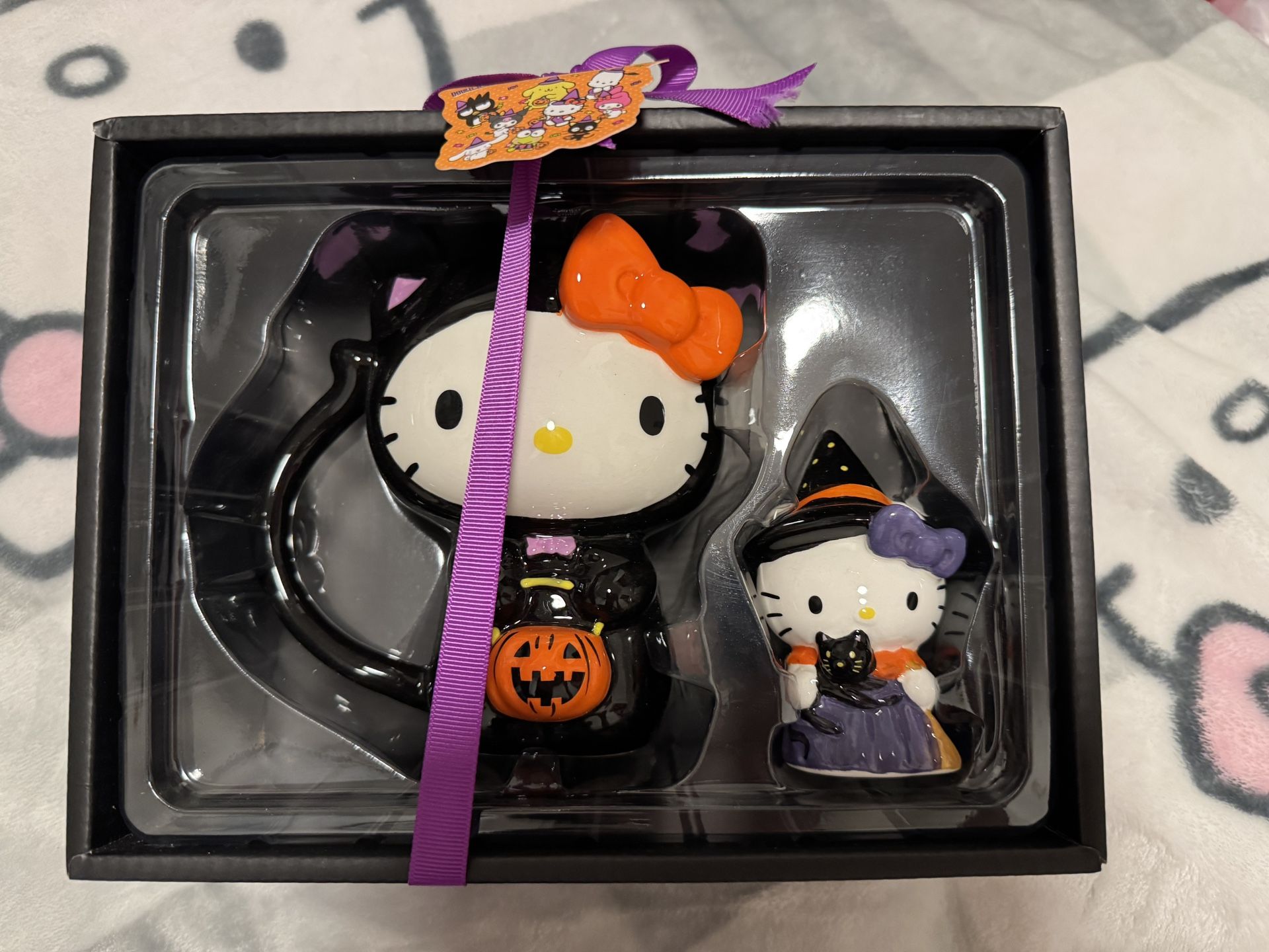 HK HALLOWEEN MUG SET