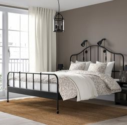 IKEA Sagstua Black Full Bed