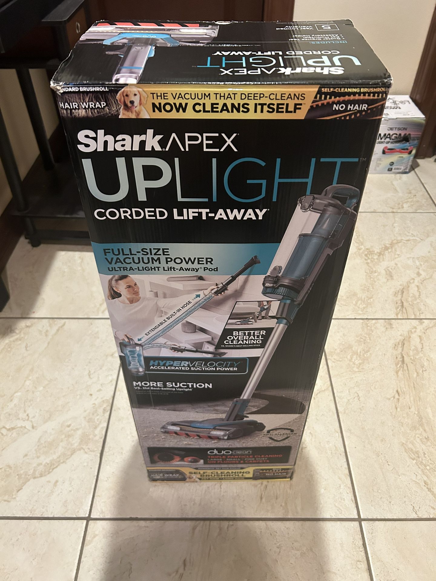 Shark Apex Powered Lift away Vacuum 