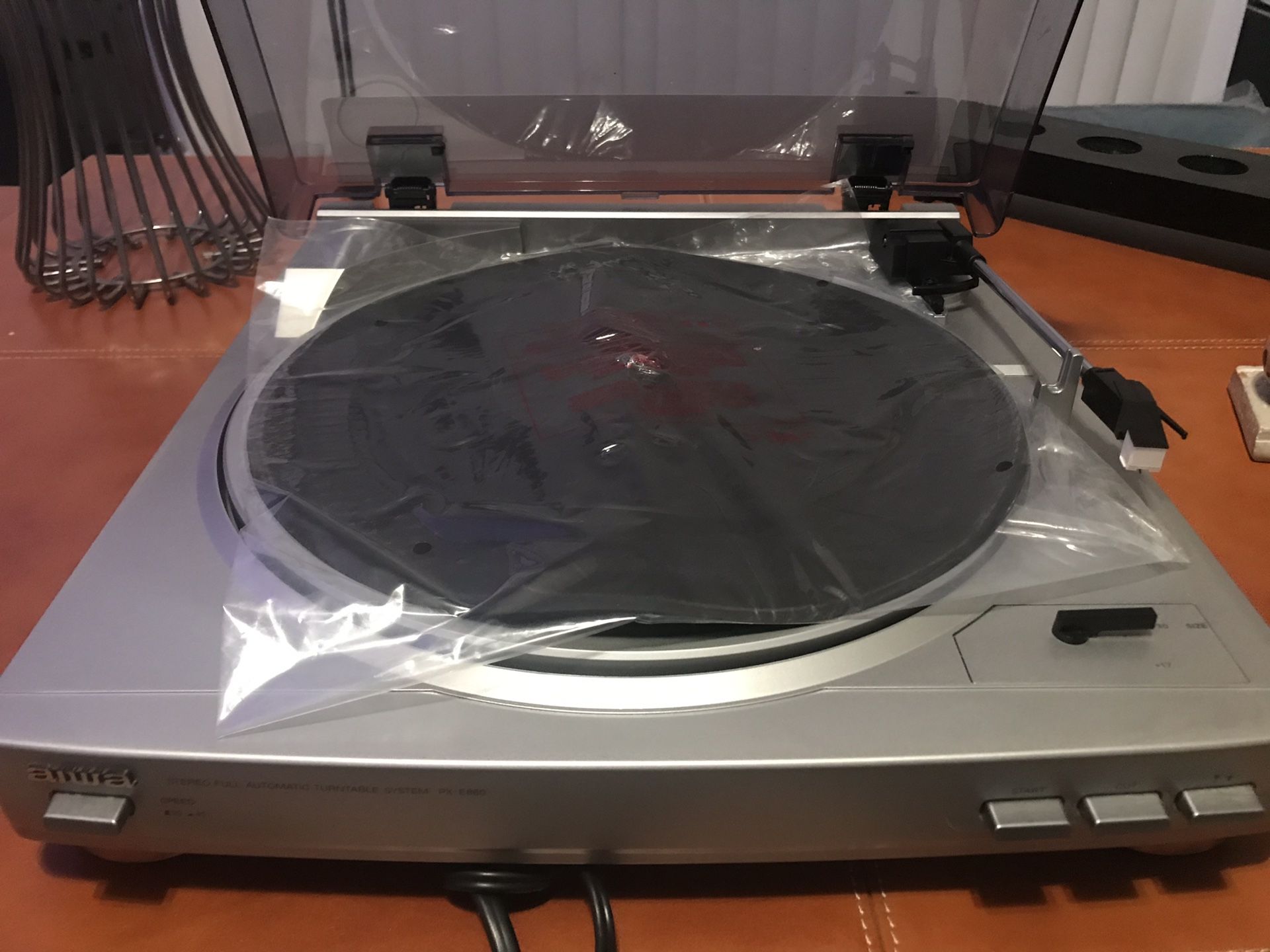 AIWA PX-E860 stereo automatic turntable system