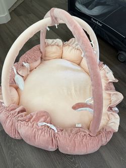 Baby girl play may/ play gym $20