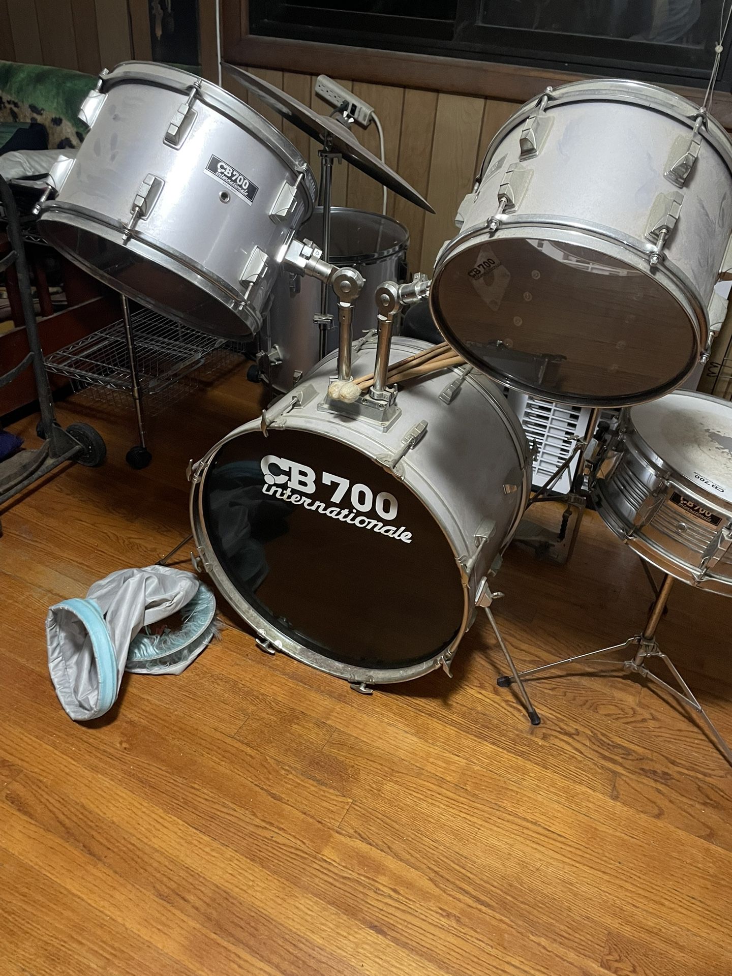 CB 700 Drum Set