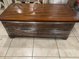 Center Piece Table Entertainment Table  Living Room 