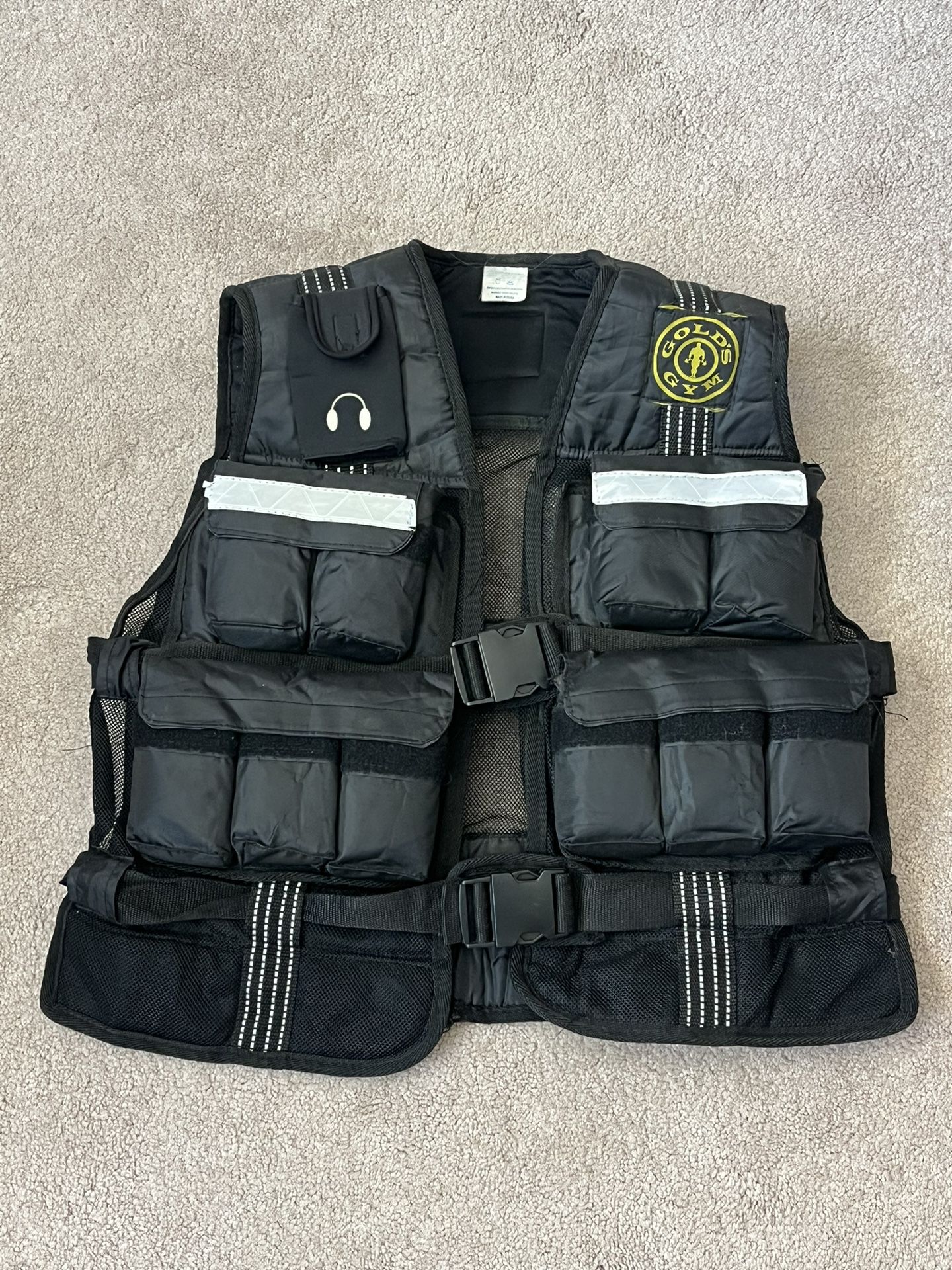 GOLDS GYM, Exercise 20 Lbs weighted vest, Adjustable Up To 20 Pounds 