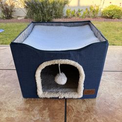 Cube Cat House