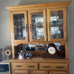 FREE China Hutch No Scratches Or Cracked Glass,  with Lights 