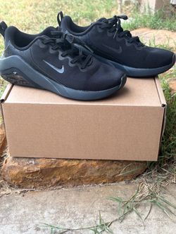 Nike Zoom Training Sneakers All Black
