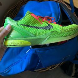 Kobe griches for sale i’m low balling i have 2 pairs