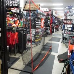 Used Go Sports 10 X 7 Golf Personal Driving Range for Indoor or Outdoor