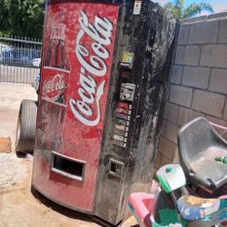 Makina De Sodas Seminueva Buenas Condición