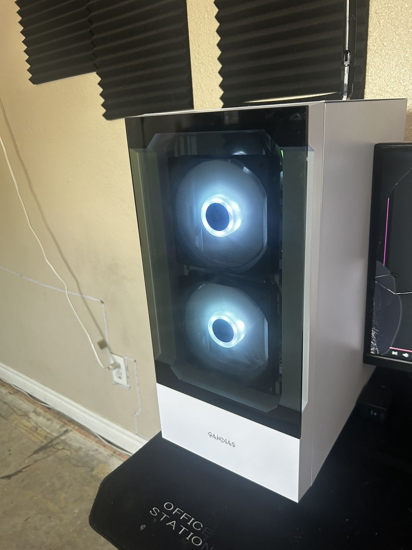 Gaming Pc , Mouse And Keyboard