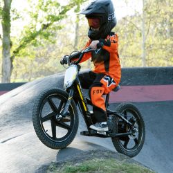 Voltaic Kids Dirt Bike 16” Open Box
