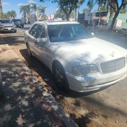 1999 Mercedes-Benz C-Class