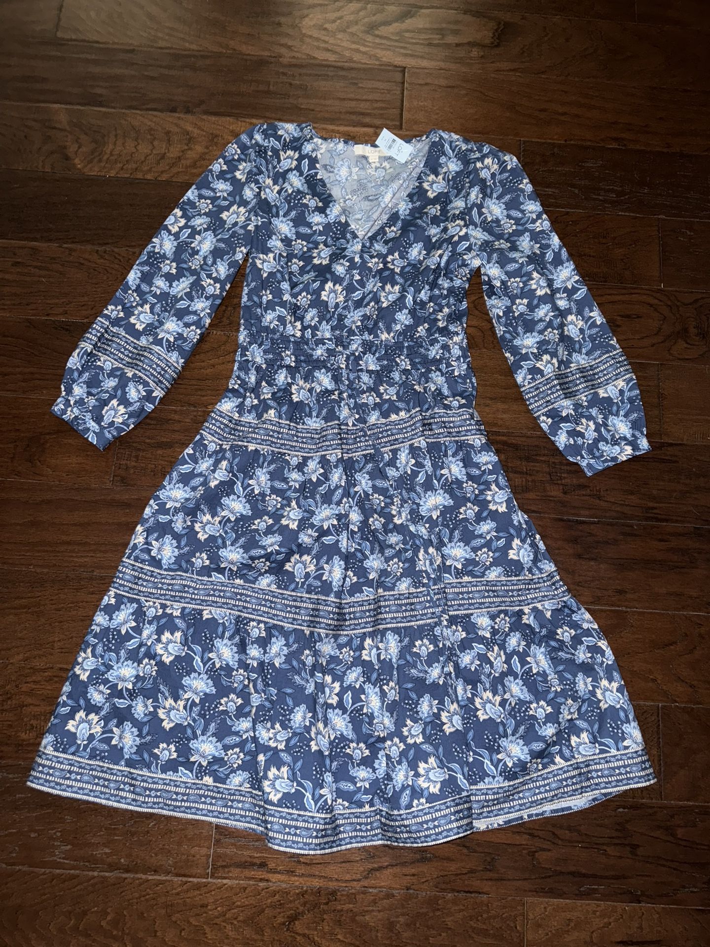 NWT Ann Taylor Loft Women’s Blue & White Dress Size M