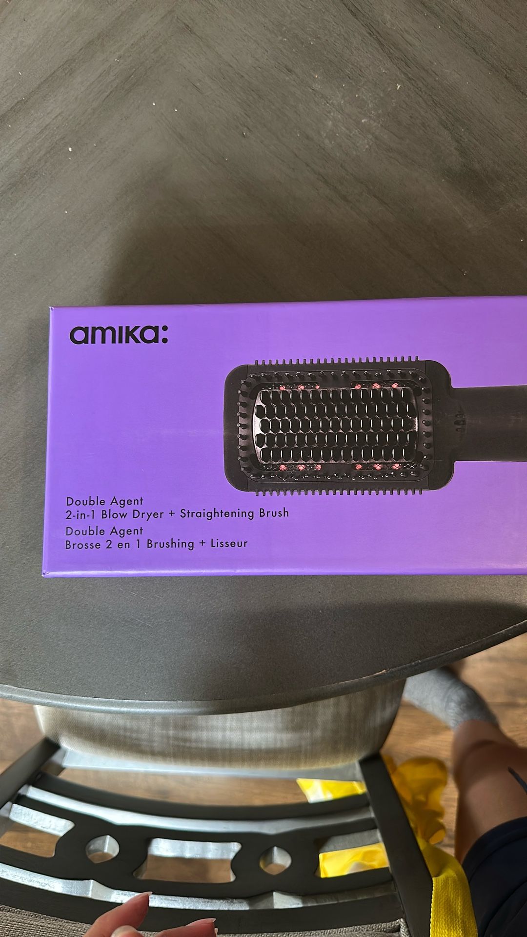 Amika Straightening Brush