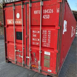 20' & 40' SHIPPING CONTAINERS