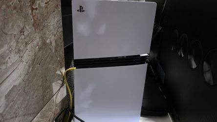 PS5 + PSVR2+ 2 Controls