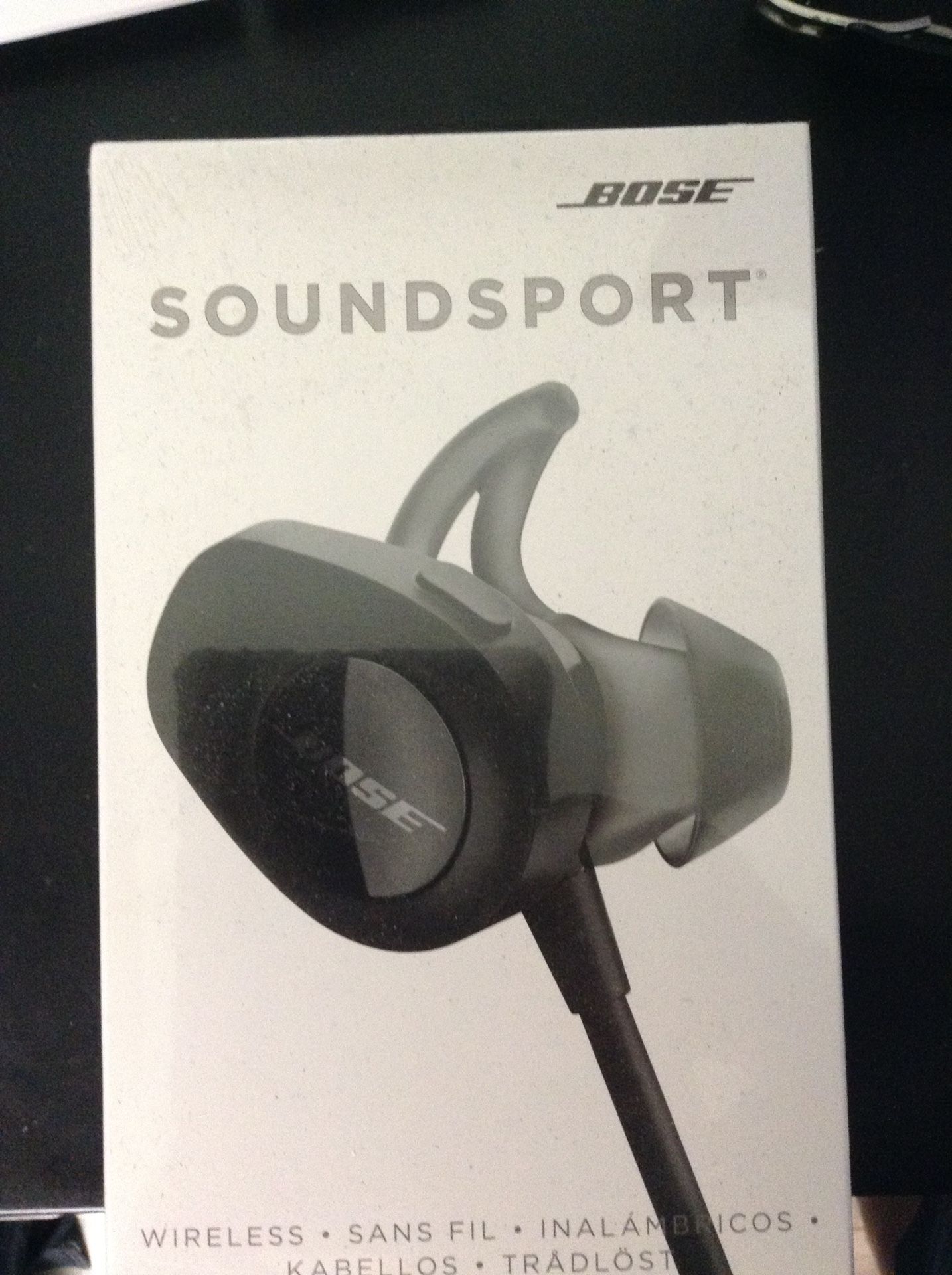 Brand new sealed Bose wireless sound sport black ear buds