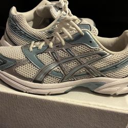 ASICS Gel-Kayano 14