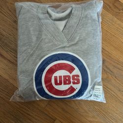 Chicago Cubs Women’s Hoodie