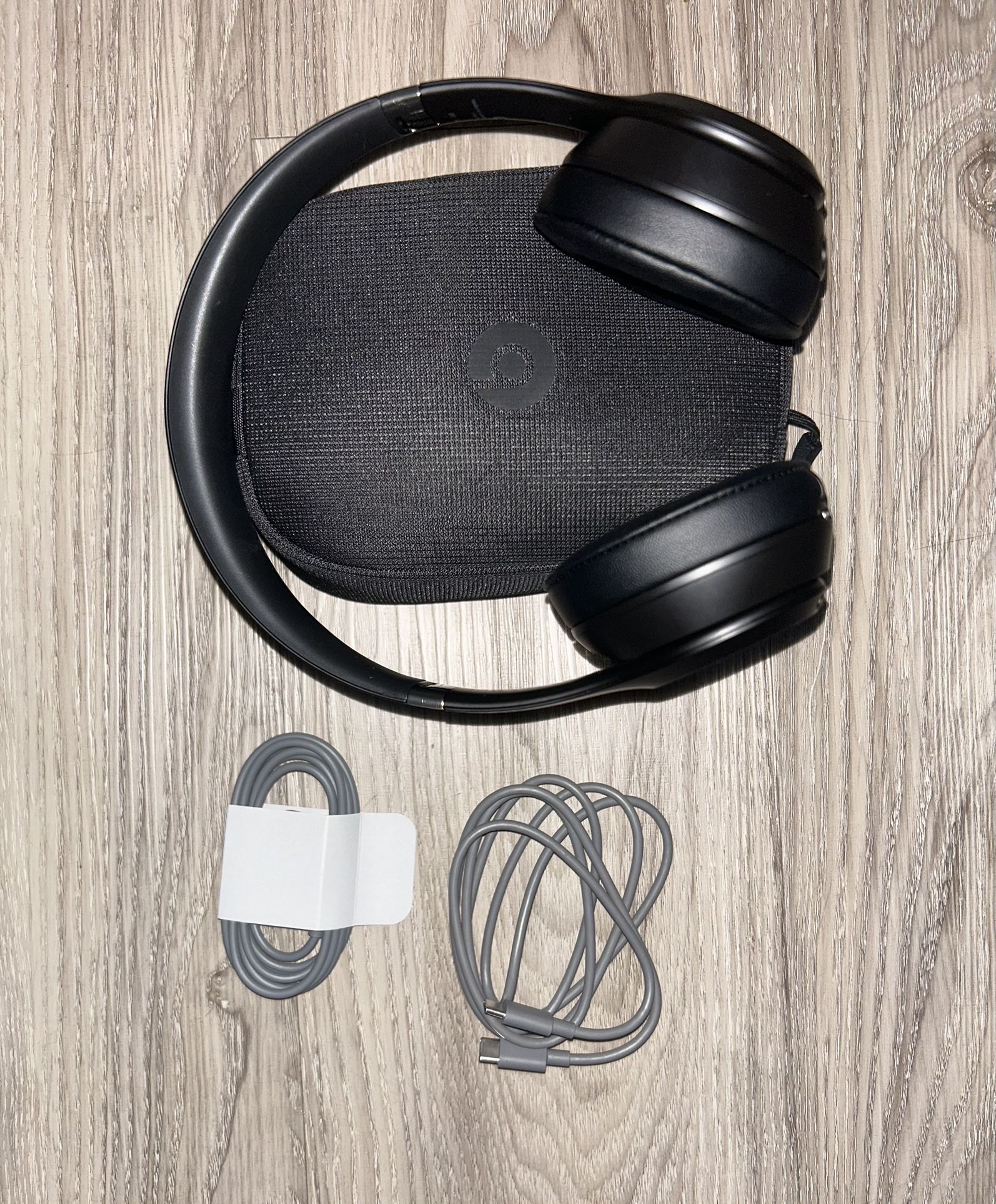 Beats Solo 4 Headphones