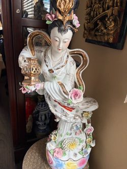 Large Porcelain Chinese Guanyin Figurine with Flowers