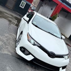 Scion IM Hatchback 2016